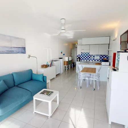Spacieux Avec Terrasse Face A Menton, Proche Plages Et Centre-ville - Fr-1-196-327 Apartment Menton